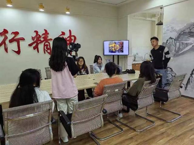 用心感受 将爱传递 在交流中成长——太行书院暖言拾光系列活动