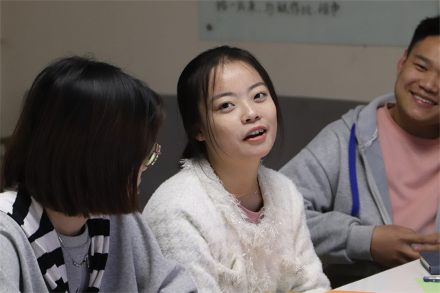 与压力和解 放飞心灵的“白鸽”——箕城书院举办第6期5K青年赋能计划:心理活动课之我的保护伞