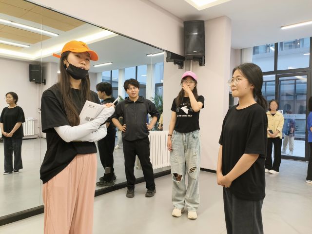 一场表演狂欢 感受戏剧世界的精彩纷呈——上河书院举办“给生活加点戏”系列活动