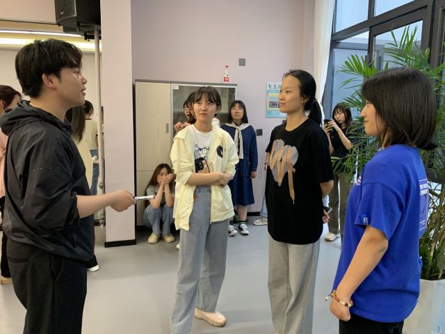 一场表演狂欢 感受戏剧世界的精彩纷呈——上河书院举办“给生活加点戏”系列活动