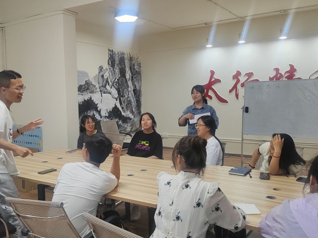 用心感受 将爱传递 在交流中成长——太行书院暖言拾光系列活动