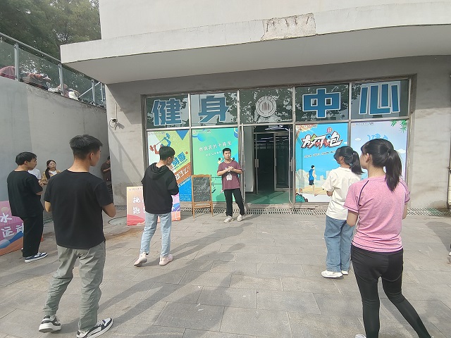 青空过白日 自律正当时——第九期运动“显眼包”60秒挑战赛