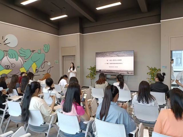 【1+1>2】“影”享时刻 美学共创ing——上河书院 电影评论中心融合纪实