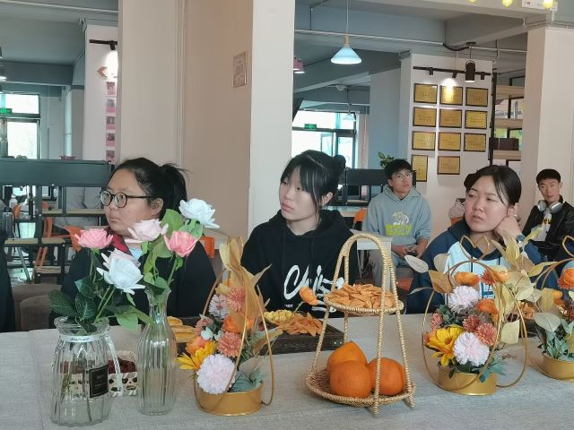 学习朗读技巧 品味大咖故事——杏花书院名誉院长系列活动