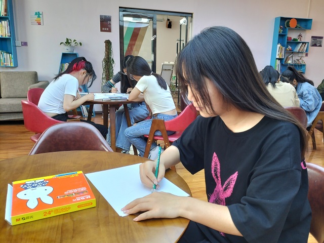 绘画美好 工坊活动传递爱