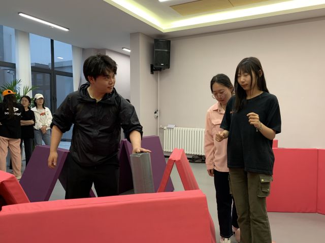 一场表演狂欢 感受戏剧世界的精彩纷呈——上河书院举办“给生活加点戏”系列活动