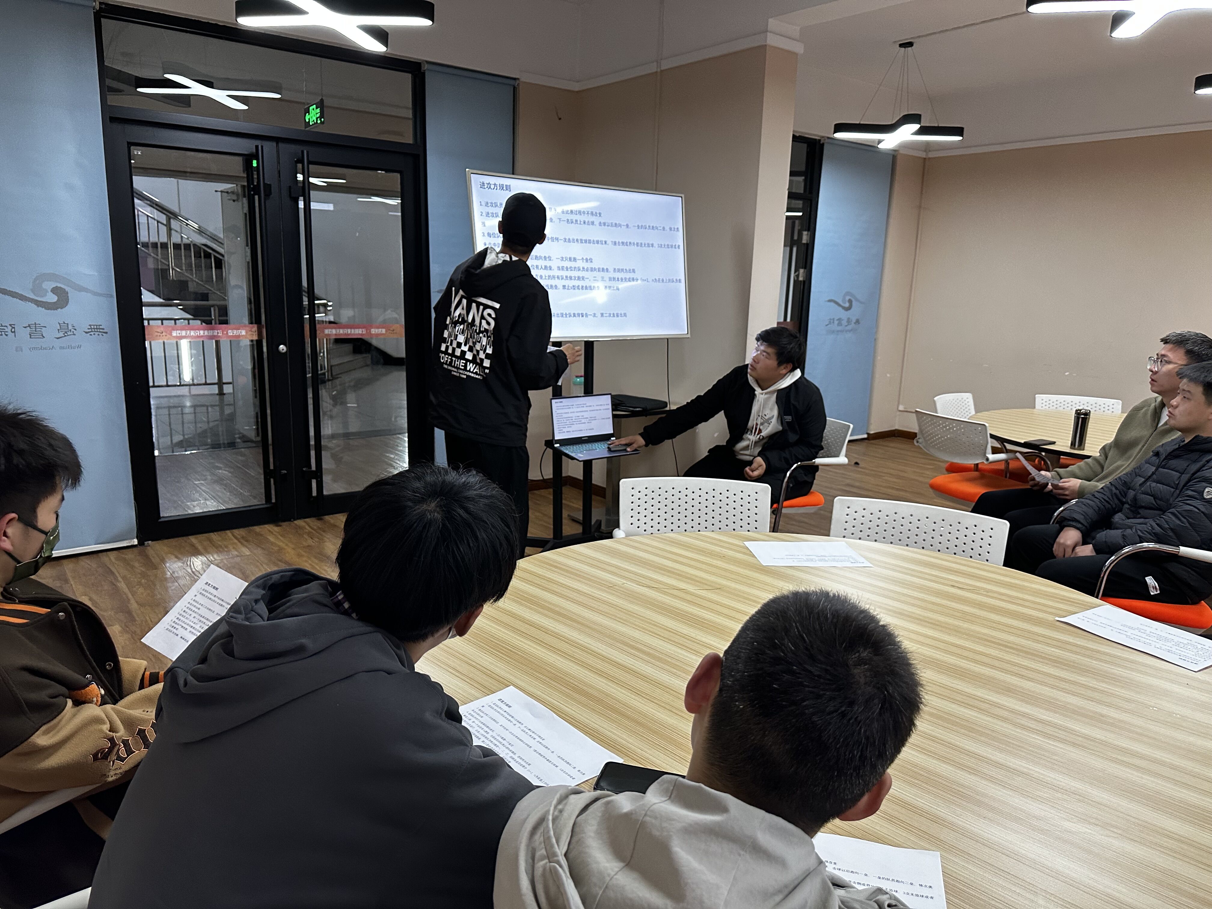 “异”起运动 打出最“棒”师生情——全生异科导师系列活动(二)棒球联盟