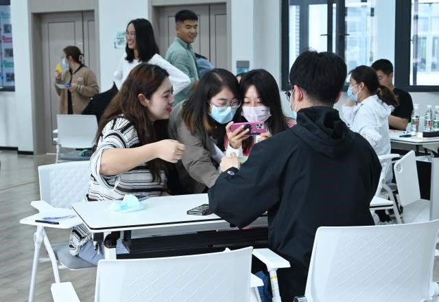 治愈专场 提升书院人职场幸福力——第28期书院导师日