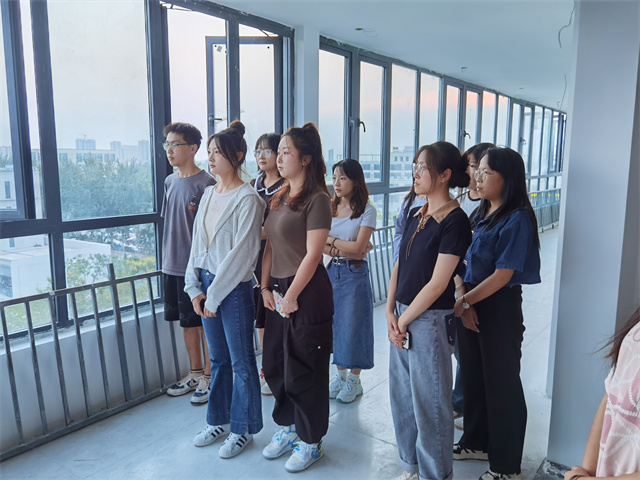 “蘑菇团”集合 向新生活出发——毣谷书院学生干部工地见面会暨软装思维碰撞会