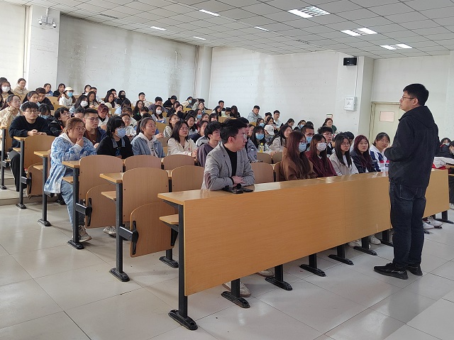 【1+1>2】学思路 明方向 ——三达联动大学生创业学院开展朋辈引领计划