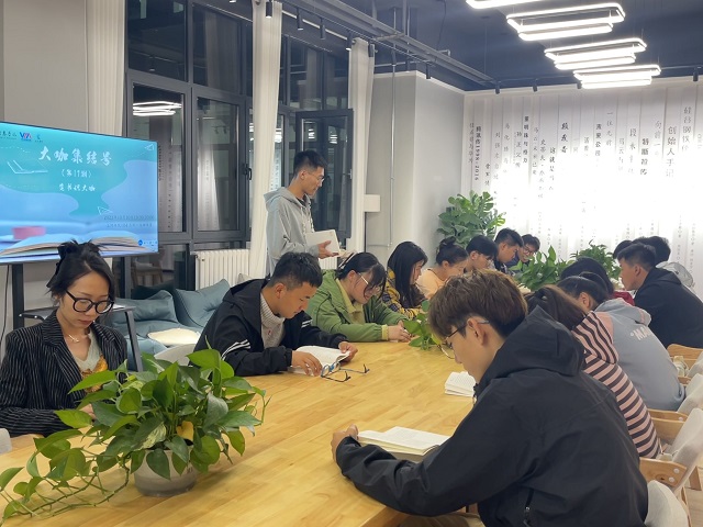 打破思维定势 做一个意识独醒的前行者——上河书院举办“大咖集结号”系列活动