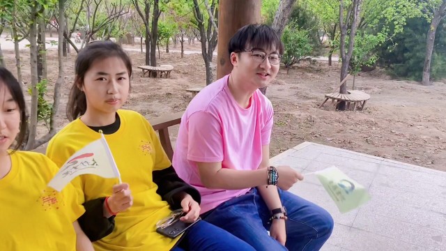 踔厉奋发 激昂岁月 在红色的五月 一起唱响青春——太行书院“五四”红歌快闪活动
