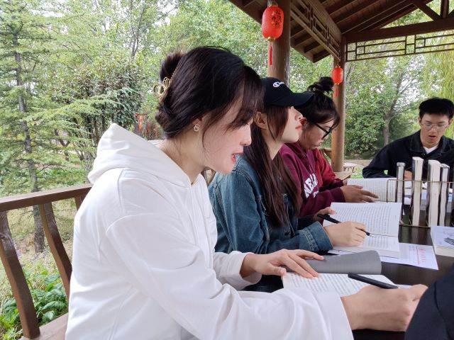 嘿!我们一起走进董明珠与格力的故事——“山顶读书会”第3期:大咖说·秋风与信