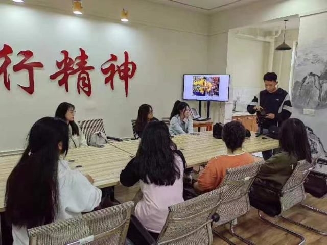 寰宇中 轩楹处 旖丽尽在此间中——第十三期暖言拾光