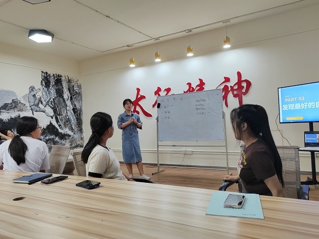 转个弯 寻见更好的自己——暖言拾光第11期
