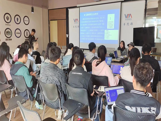 齐心协力 通力前行 共话美好蓝图——第五届学生会干部领袖赋能计划系列活动