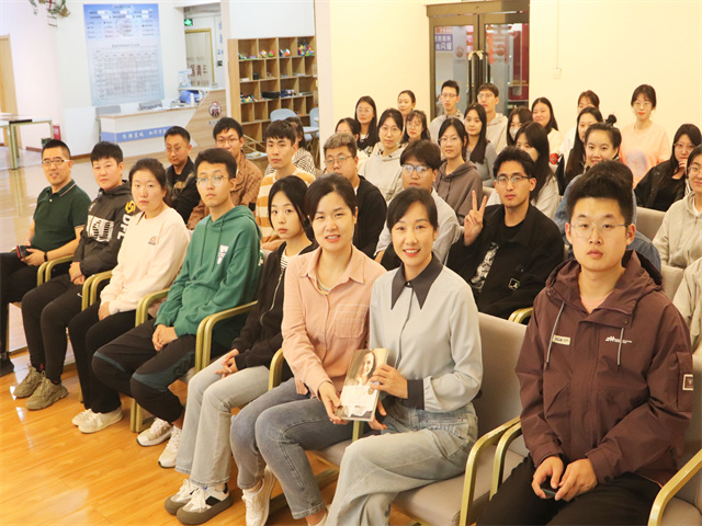 走进大咖谢丽尔:向前一步 满是光明——箕城书院举办书式生活大咖阅读沙龙第11期